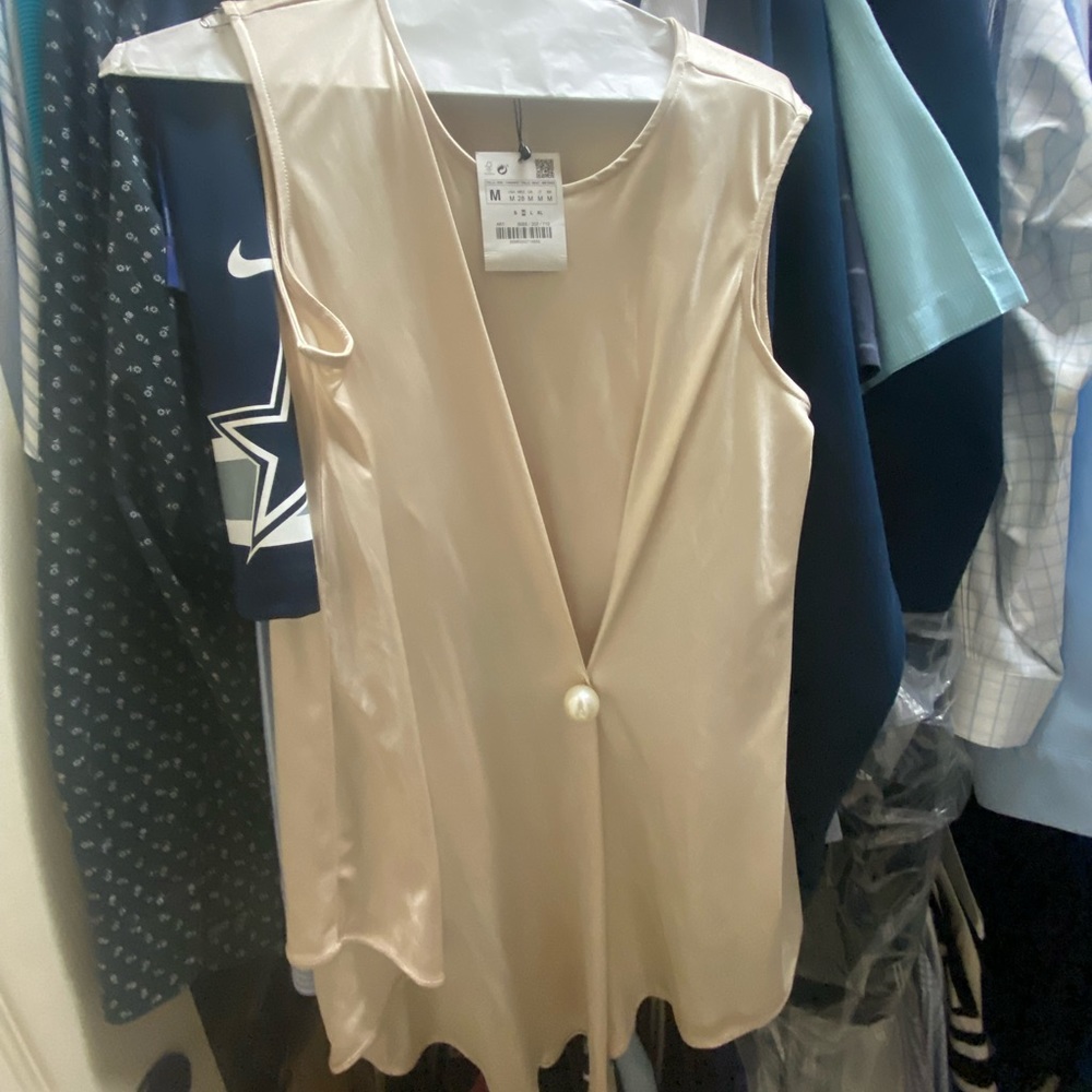 Zara pearl top